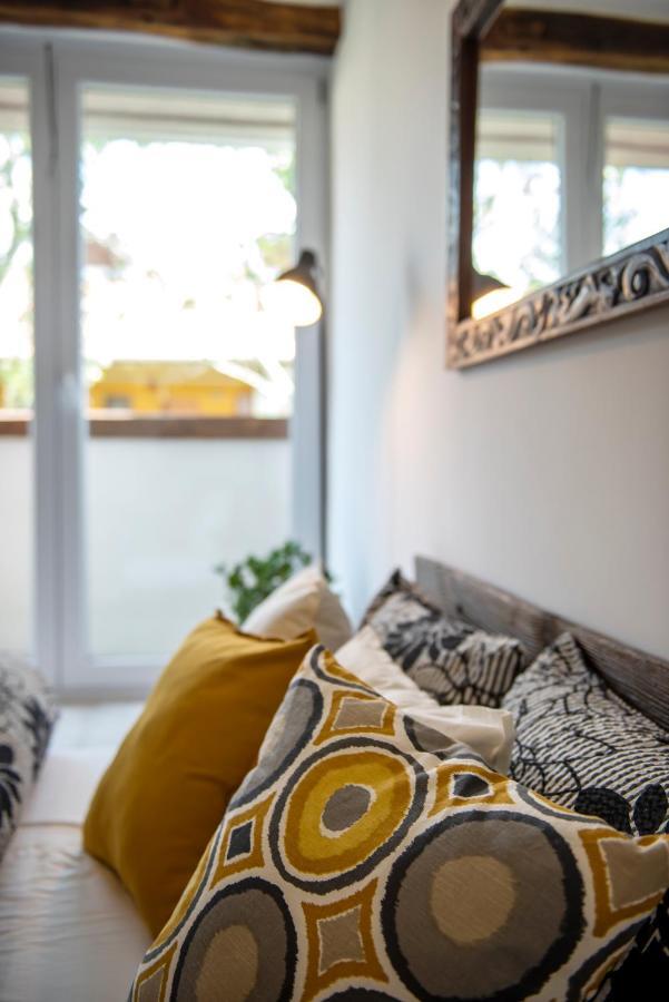 Loft Apartman Apartment Печ Екстериор снимка